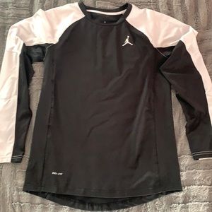 Boys Dri-fit long sleeve Jordan